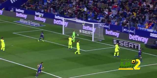 ليفانتي يضيف الثاني في شباك برشلونة