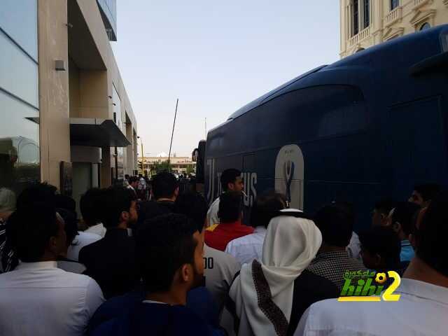 صور:اعداد كبيرة من الجمهور السعودي امام فندق يوفنتوس