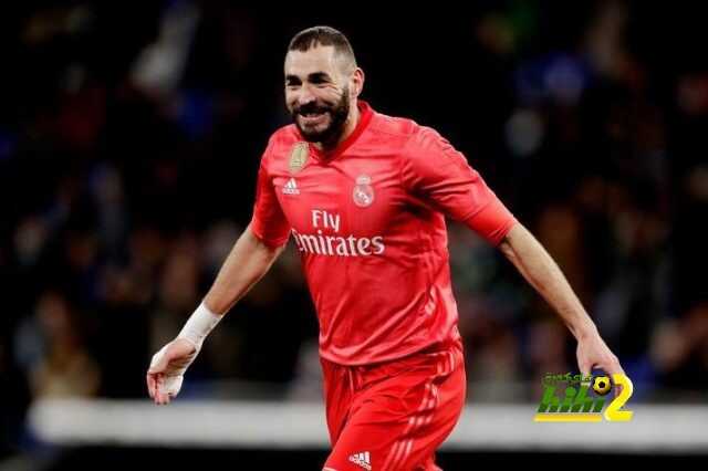 اورتيجو : بنزيما لاعب متعاون في الملعب