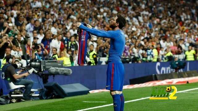 ميسي .. 5 ثنائيات وثلاثيتين في 38 كلاسيكو