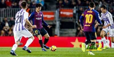 أومتيتي يترأس قائمة برشلونة لمباراة ليون