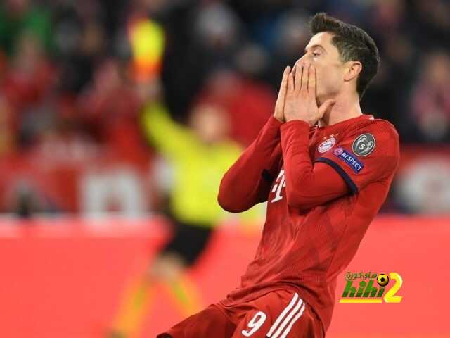 ليفاندوفسكي يعترف بأفضلية ليفربول