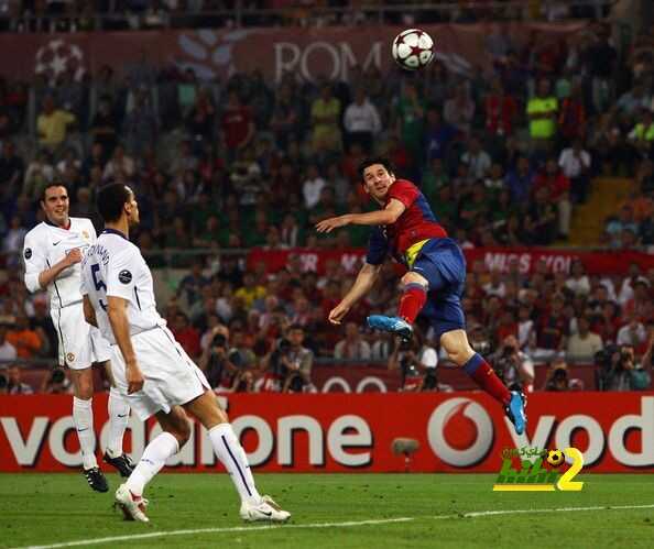 اليويفا يغير مكان مباراة برشلونة واليونايتد لهذا السبب ..!