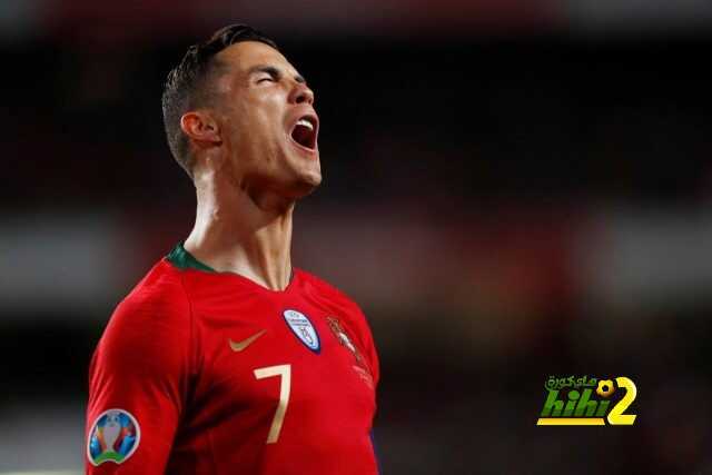 رونالدو يتعرض للإصابة أمام صربيا