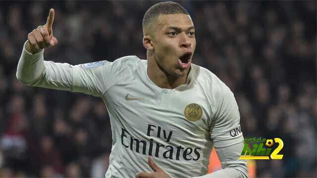 بيليه : مبابي يسير على نهجي