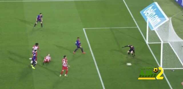 ميسي يعزز تقدم برشلونة بالهدف الثاني