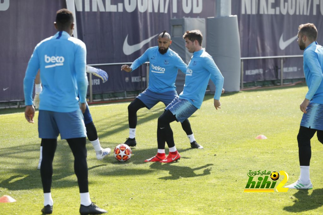 تدريبات برشلونة شهدف عودة راكيتيتش وروبيرتو