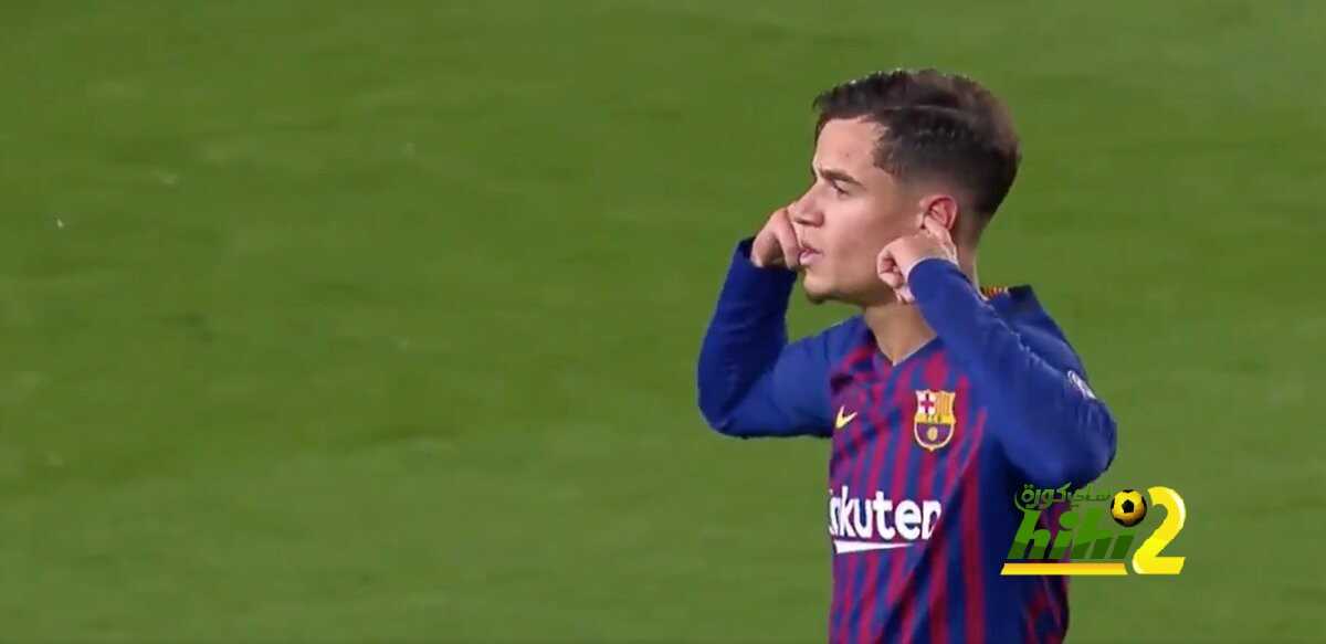 🔴 كوتينهو يحتفل بهدفه في مرمي مانشستر يونايتد