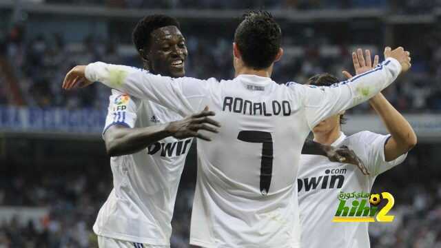 نجم ريال مدريد السابق يشن هجوماً عنيفاً على مورينيو