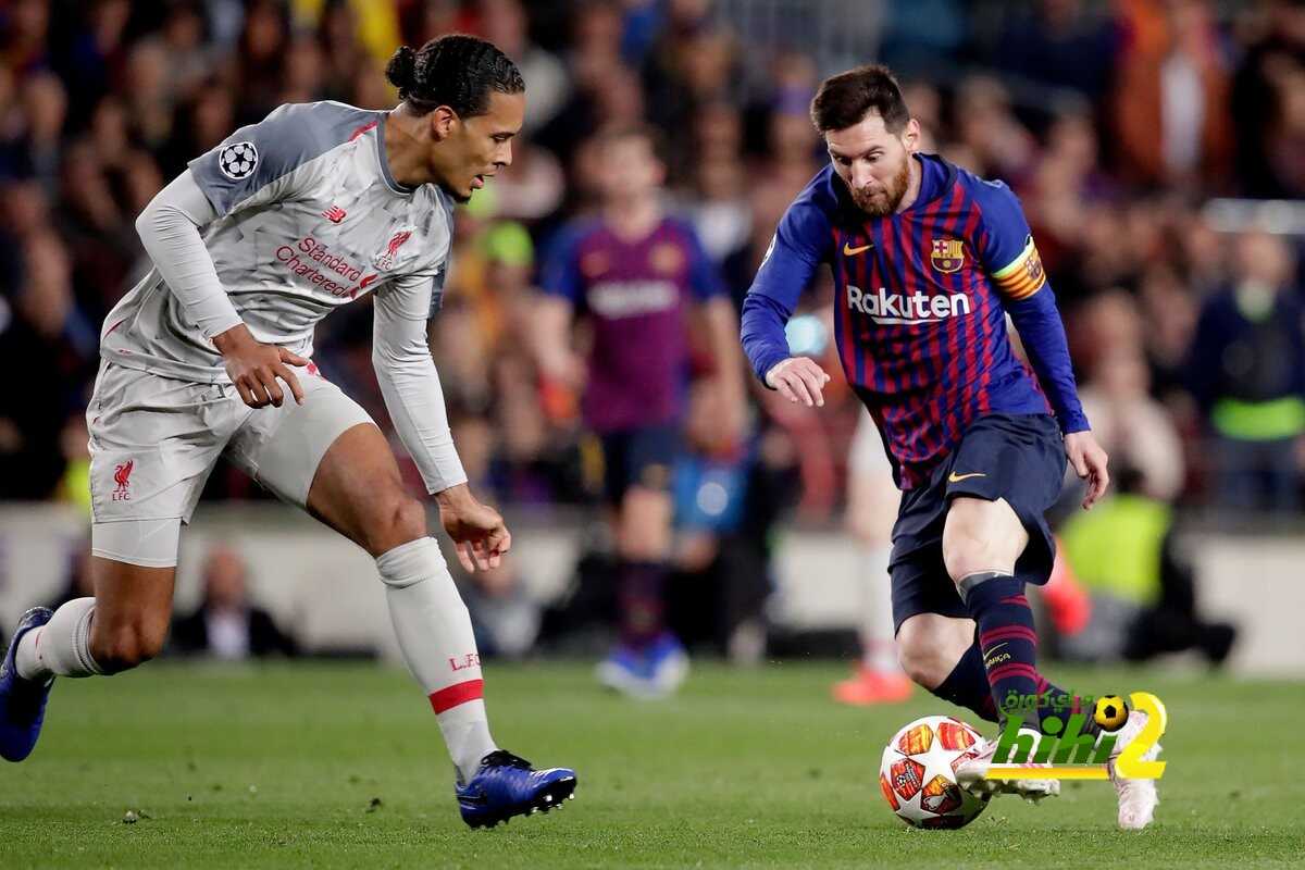 الفرانس فوتبول : فشل أفضل مدافع في الدوري الإنجليزي