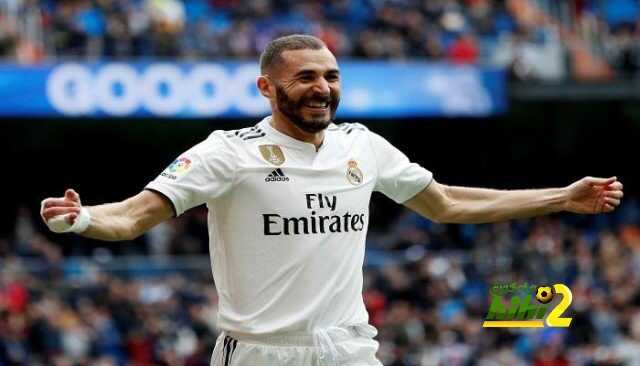 مدرب الأهلي المصري يشبه لاعب مغربي بمهاجم ريال مدريد
