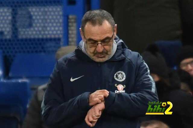 صورة: هكذا احتفل ساري بالتتويج بالدوري الأوروبي