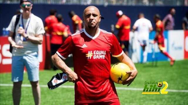 روبيرتو كارلوس : ميسي ليس محظوظا مع الارجنتين