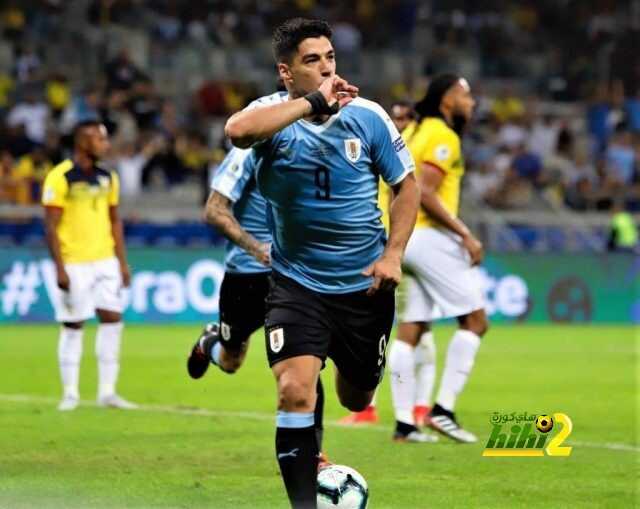 صورة : سواريز يثير الجدل في مباراة الأكوادور