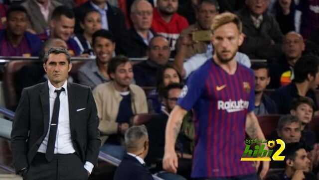 كونتي يريد التعاقد مع راكيتيتش واللاعب يرد