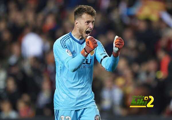 نيتو مابين الانتقال لبرشلونة والبقاء في فالنسيا