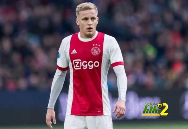 أرقام الهولندي فان دي بيك المرشح للانضمام لريال مدريد