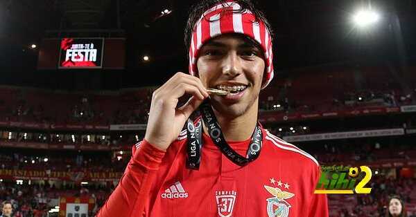 أتلتيكو مدريد يتخلى عن سياسته من أجل فيليكس