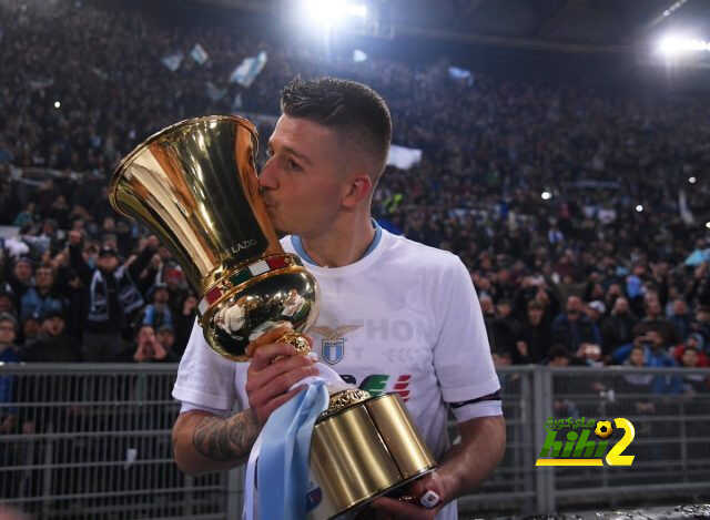 مانشستر يونايتد يستهدف التعاقد صانع ألعاب لاتسيو