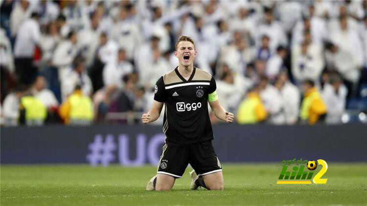 يوفنتوس يثأر لروما من برشلونة