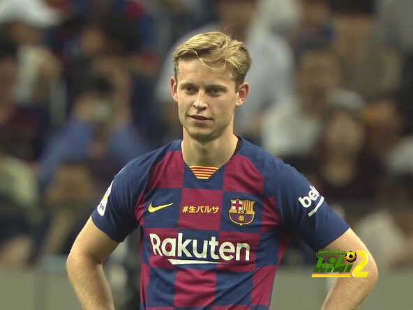 دي يونج والظهور الأول في مباريات برشلونة