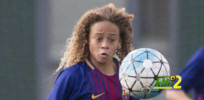 لماذا رفض برشلونة طلبات سيمونز ؟