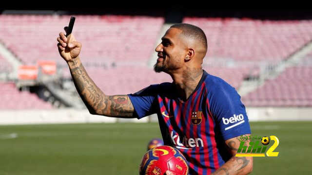 فيورنتينا يستهدف لاعب برشلونة السابق