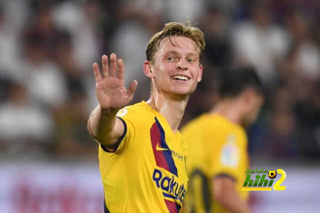 دي يونج والرغبة في التطور مع برشلونة