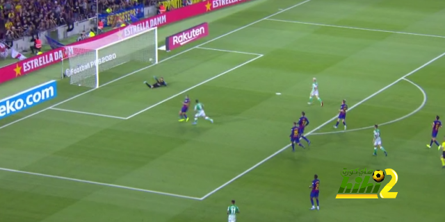 بيتيس يباغت برشلونة بالهدف الأول