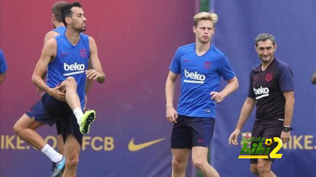 دي يونج يعود لتدريبات برشلونة
