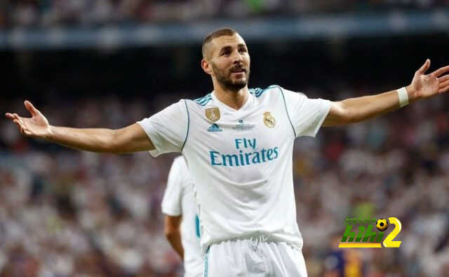 بينزيما يعتلي صدارة الهدافين