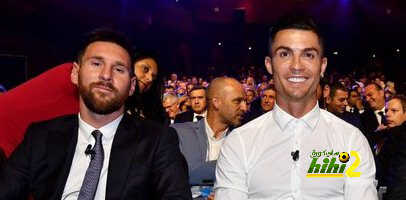 من يختار التشكيلة المثالية لأفضل 11 لاعب في العالم ؟