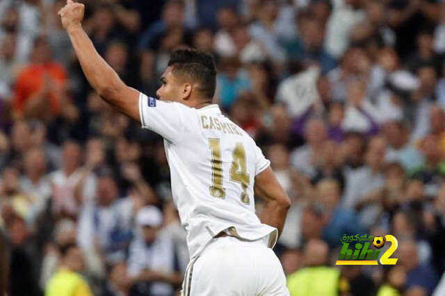 كاسيميرو يتفوق على لاعبي ريال مدريد برقم مميز