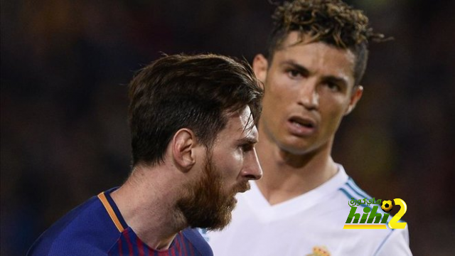 مينوتي : ميسي أكثر اكتمالًا من رونالدو
