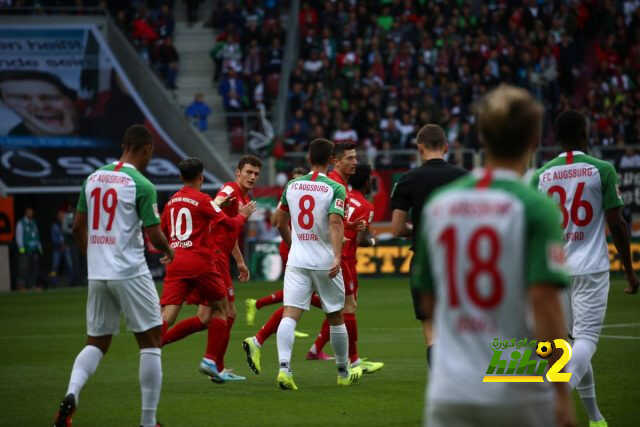 أوجسبورج يفرض التعادل على بايرن ميونيخ في الشوط الأول