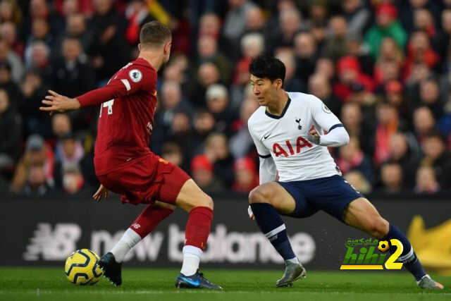 توتنهام يصدم ليفربول في الشوط الأول
