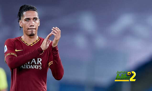 روما يحاول التعاقد مع مدافع اليونايتد