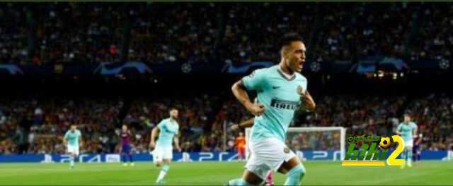 مانشستر يونايتد ينافس برشلونة على نجم هجوم انتر ميلان