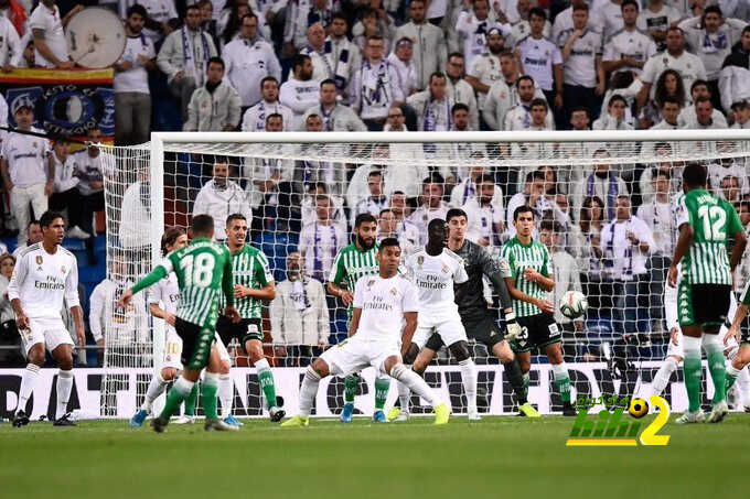 ريال مدريد يرفض هدية ليفانتي ويسقط في فخ التعادل ويشارك البرسا في الصدارة !