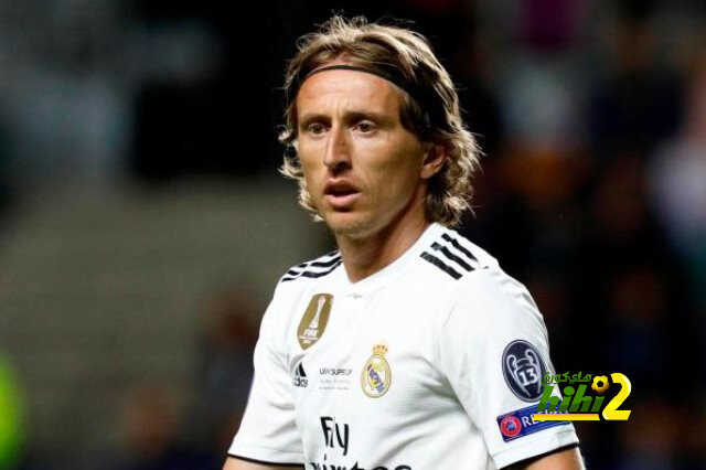 مودريتش يفتح الباب أمام رحيله عن ريال مدريد