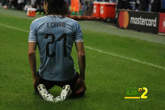 كافاني ، ثاني من يفعلها بعد سواريز