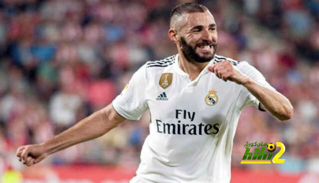 غلاف الماركا : بنزيما حتى 2023