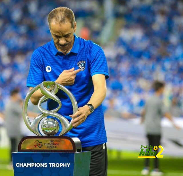 فيديو: مراسم تتويج الهلال بدوري أبطال آسيا