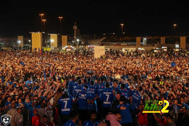 احتفالات صاخبة في الرياض بتتويج الهلال