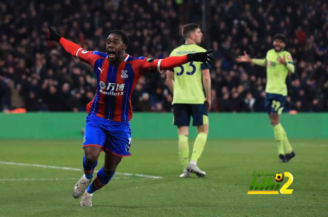 كريستال بالاس يتفوق على مانشستر يونايتد وأرسنال