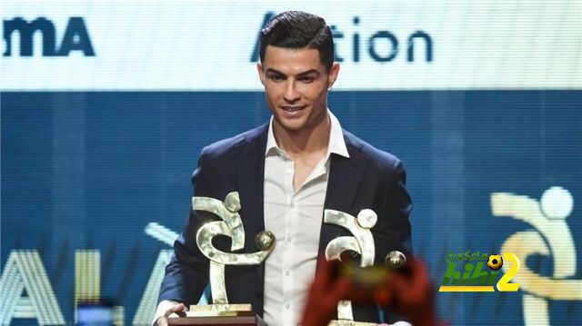 مفاجأة من العيار الثقيل حول تتويج رونالدو بجائزة الأفضل بالكالتشيو