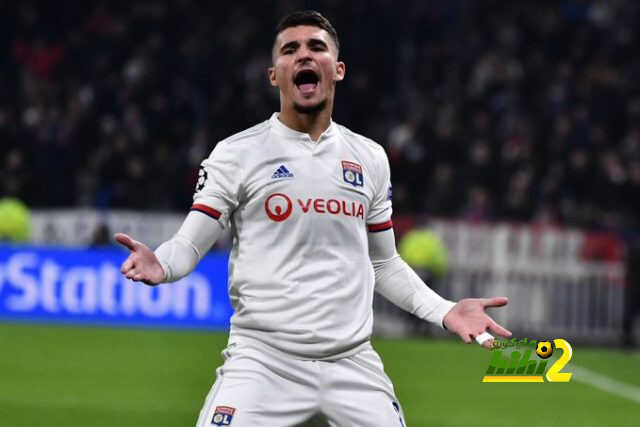 ليون يفعلها للمرة الـ11