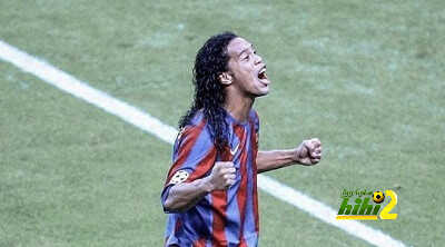 بويول:  رونالدينيو الأهم في تاريخ برشلونة