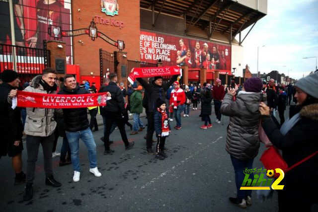 بعض مشجعي ليفربول يشككون في إمكانية فوزه بلقب الدوري