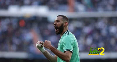 بنزيما يوافق على التجديد مع ريال مدريد
